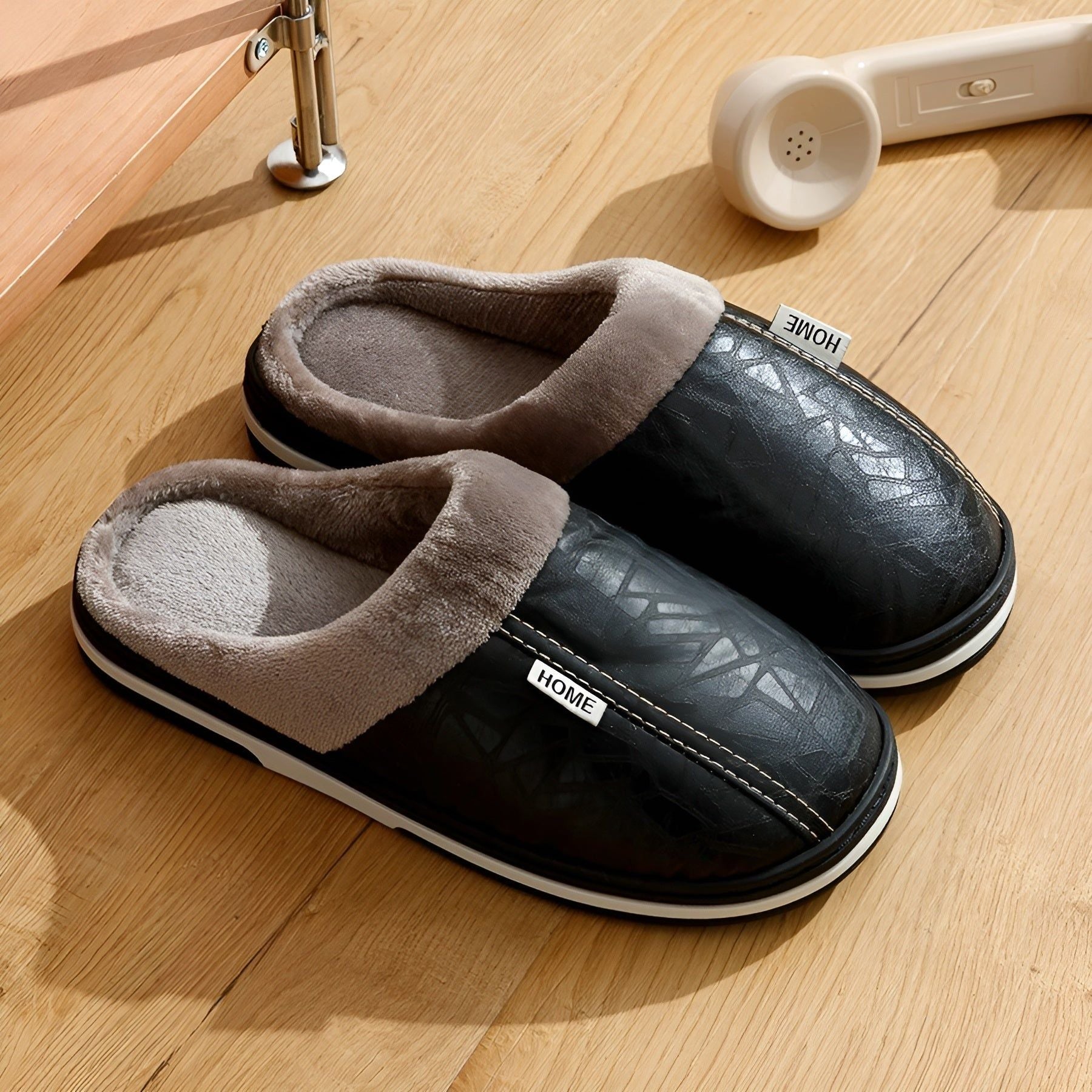 CozyWalk Slippers - Vattentäta tofflor i läder
