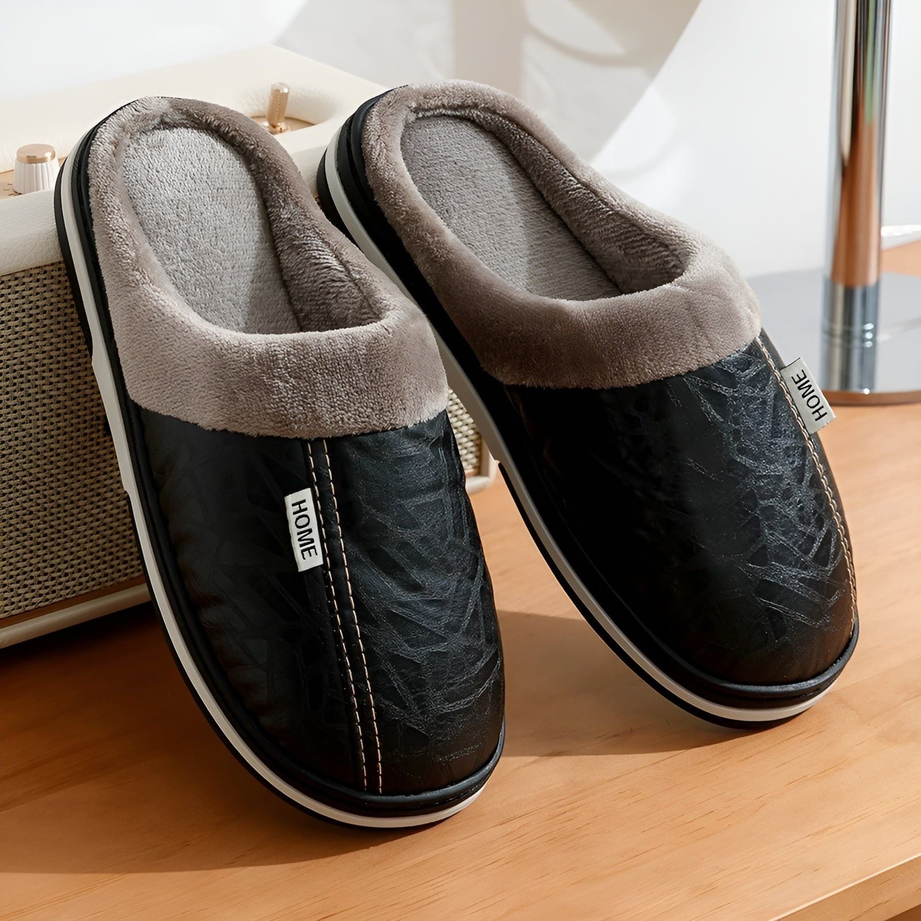 CozyWalk Slippers - Vattentäta tofflor i läder